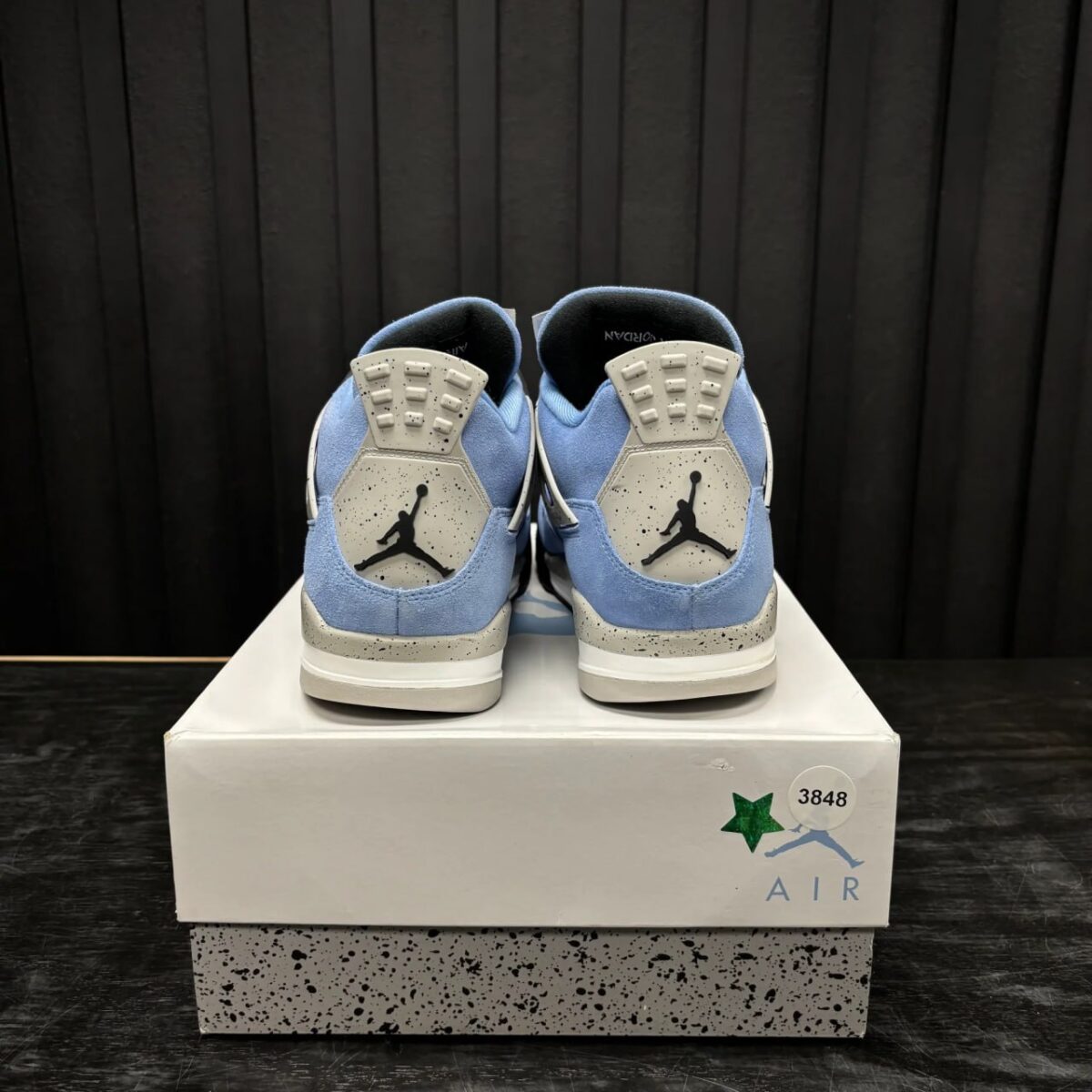Jordan 4 Retro University Blue